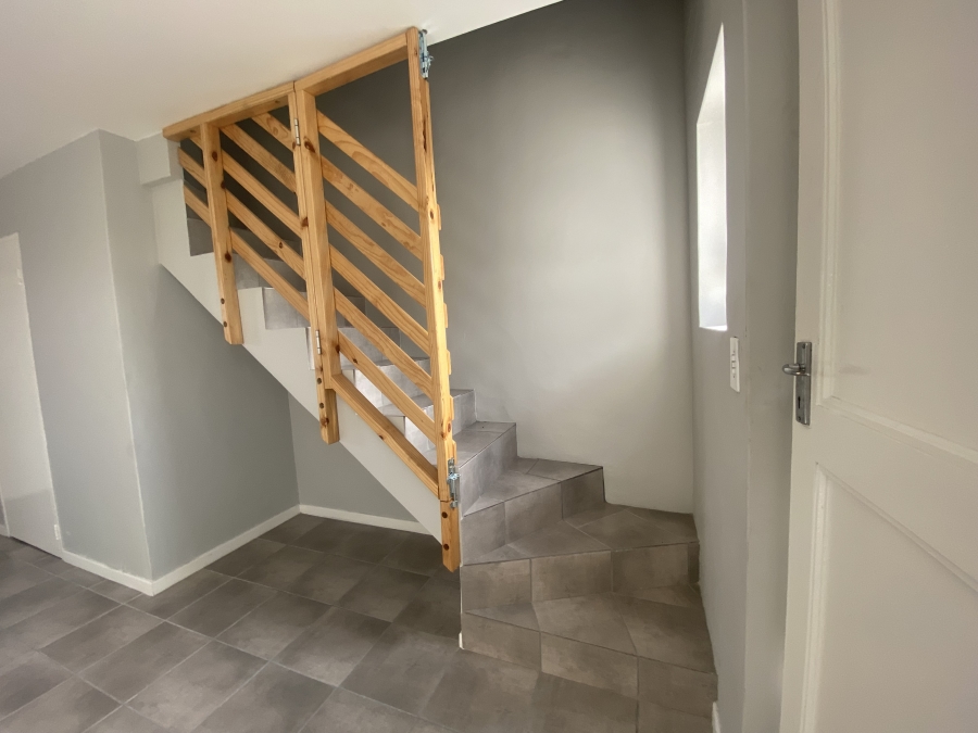2 Bedroom Property for Sale in Highbury Western Cape